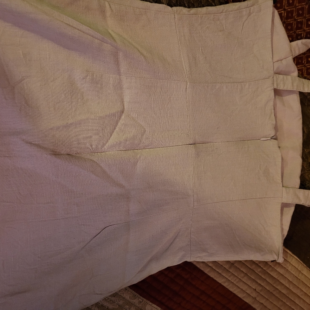Dress - Picture 3 of 8